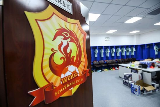 国家队层面，如一切正常，拉波尔特依然是西班牙主帅德拉富恩特的主力之一，因此球员也无需为了国家队而要求重返欧洲赛场。